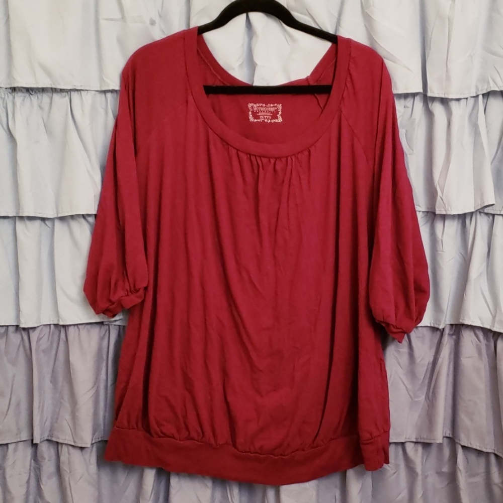 Motherhood Maternity 3/4 Sleeve Top